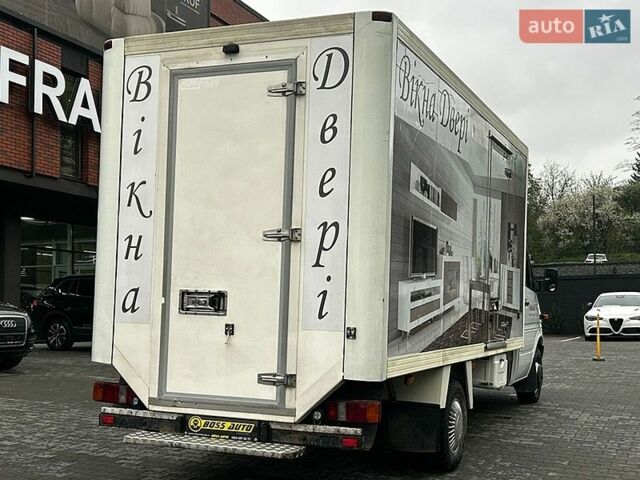 Белый Мерседес Sprinter, объемом двигателя 2.7 л и пробегом 369 тыс. км за 24500 $, фото 6 на Automoto.ua