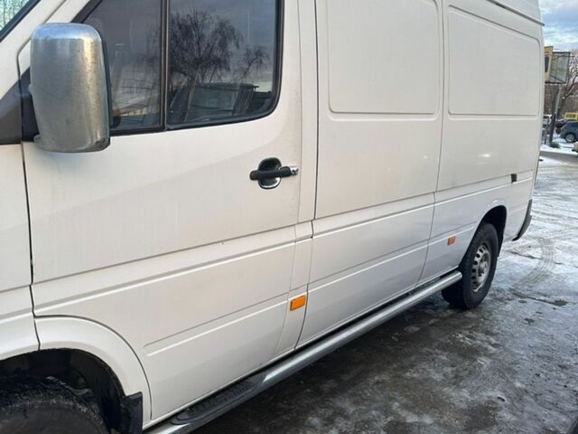 Белый Мерседес Sprinter, объемом двигателя 2.15 л и пробегом 568 тыс. км за 8800 $, фото 6 на Automoto.ua