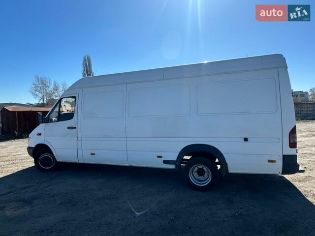 Белый Мерседес Sprinter, объемом двигателя 2.15 л и пробегом 926 тыс. км за 10400 $, фото 6 на Automoto.ua