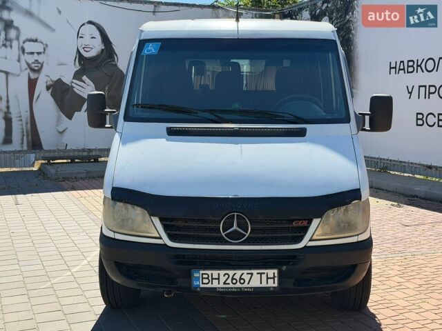 Белый Мерседес Sprinter, объемом двигателя 2.15 л и пробегом 280 тыс. км за 7200 $, фото 1 на Automoto.ua