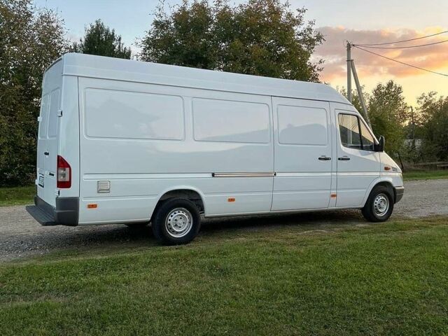Білий Мерседес Sprinter, об'ємом двигуна 2.2 л та пробігом 165 тис. км за 15800 $, фото 3 на Automoto.ua