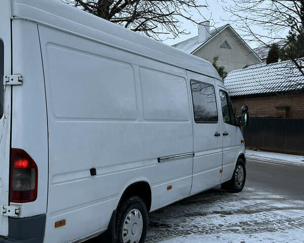 Білий Мерседес Sprinter, об'ємом двигуна 2.69 л та пробігом 999 тис. км за 10500 $, фото 4 на Automoto.ua