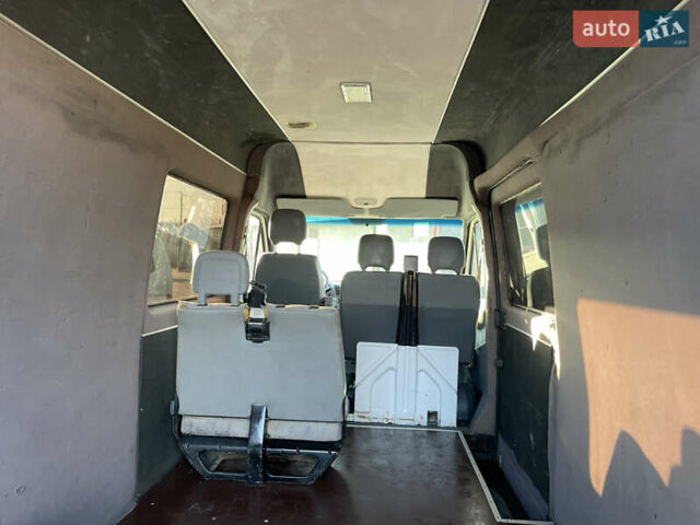 Белый Мерседес Sprinter, объемом двигателя 2.7 л и пробегом 545 тыс. км за 11400 $, фото 21 на Automoto.ua