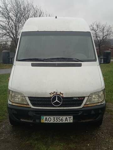 Білий Мерседес Sprinter, об'ємом двигуна 2.15 л та пробігом 282 тис. км за 5000 $, фото 5 на Automoto.ua