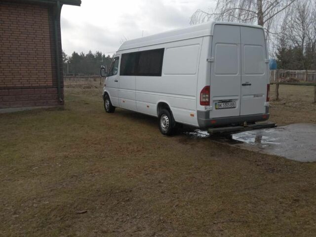 Білий Мерседес Sprinter, об'ємом двигуна 2.1 л та пробігом 387 тис. км за 11500 $, фото 3 на Automoto.ua