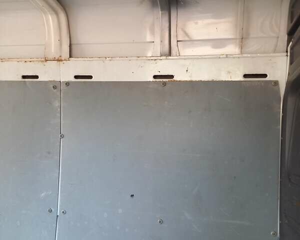 Білий Мерседес Sprinter, об'ємом двигуна 27 л та пробігом 695 тис. км за 8550 $, фото 30 на Automoto.ua