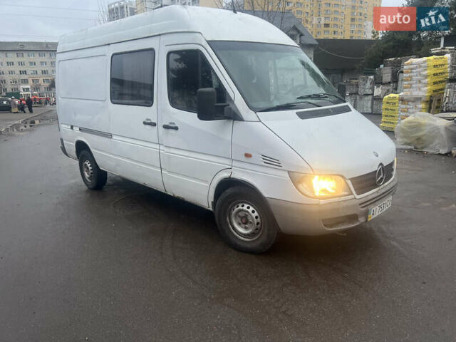 Білий Мерседес Sprinter, об'ємом двигуна 2.7 л та пробігом 316 тис. км за 6299 $, фото 4 на Automoto.ua