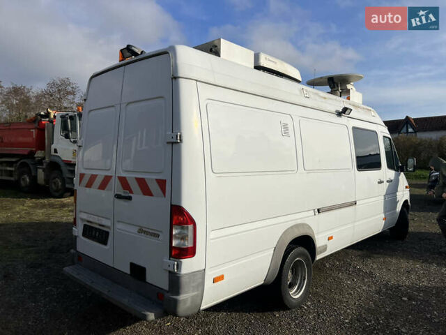 Белый Мерседес Sprinter, объемом двигателя 0 л и пробегом 73 тыс. км за 24900 $, фото 5 на Automoto.ua