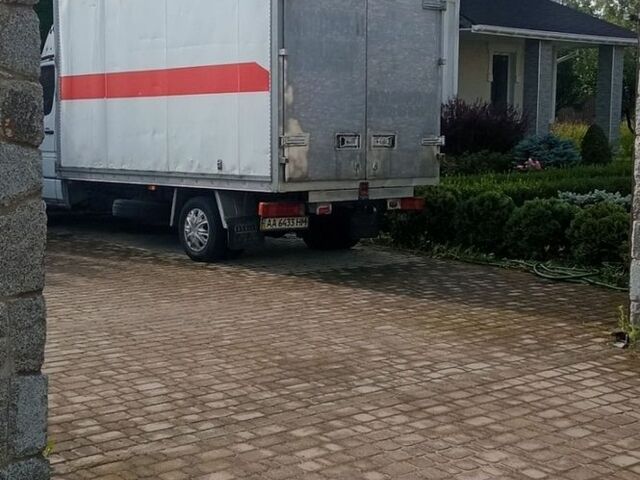 Білий Мерседес Sprinter, об'ємом двигуна 2.7 л та пробігом 401 тис. км за 10000 $, фото 3 на Automoto.ua