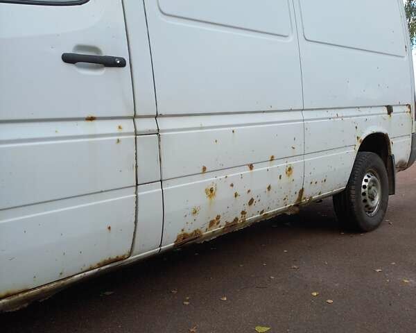 Білий Мерседес Sprinter, об'ємом двигуна 27 л та пробігом 695 тис. км за 8550 $, фото 5 на Automoto.ua