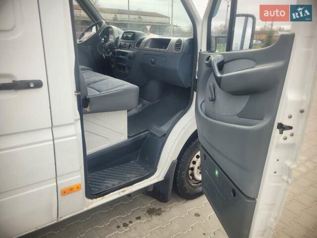 Білий Мерседес Sprinter, об'ємом двигуна 2.1 л та пробігом 669 тис. км за 8700 $, фото 12 на Automoto.ua