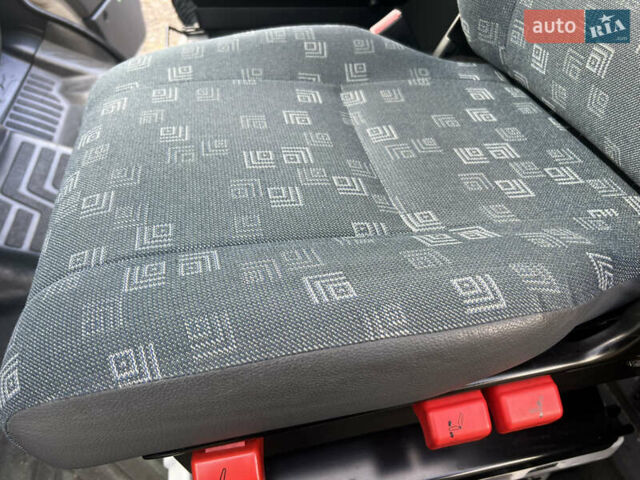 Белый Мерседес Sprinter, объемом двигателя 0 л и пробегом 73 тыс. км за 24900 $, фото 33 на Automoto.ua