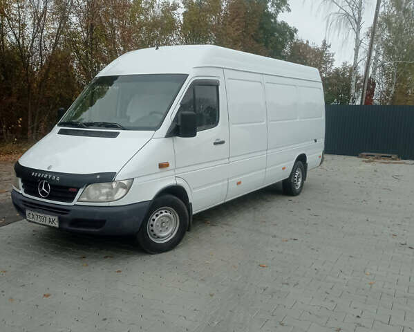 Білий Мерседес Sprinter, об'ємом двигуна 2.69 л та пробігом 35 тис. км за 11300 $, фото 1 на Automoto.ua