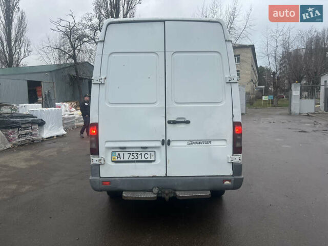 Білий Мерседес Sprinter, об'ємом двигуна 2.7 л та пробігом 316 тис. км за 6299 $, фото 8 на Automoto.ua