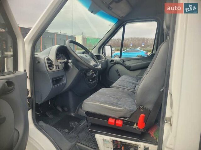 Білий Мерседес Sprinter, об'ємом двигуна 2.1 л та пробігом 669 тис. км за 8700 $, фото 9 на Automoto.ua