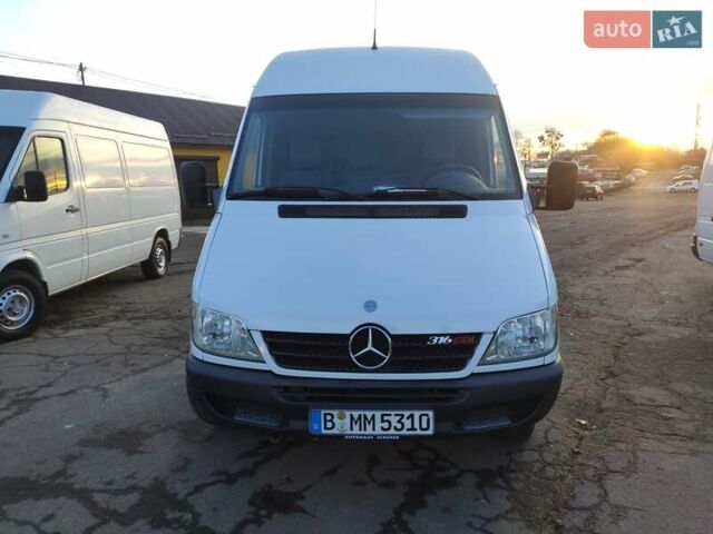 Белый Мерседес Sprinter, объемом двигателя 0 л и пробегом 298 тыс. км за 16500 $, фото 7 на Automoto.ua
