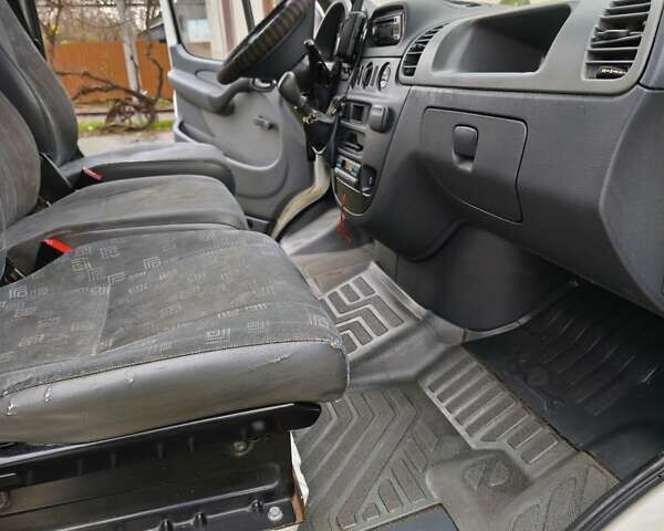 Білий Мерседес Sprinter, об'ємом двигуна 2.2 л та пробігом 500 тис. км за 6650 $, фото 7 на Automoto.ua