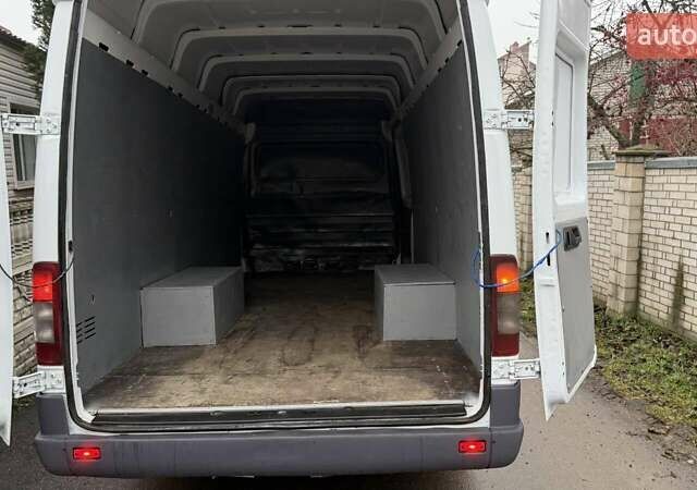 Белый Мерседес Sprinter, объемом двигателя 2.1 л и пробегом 833 тыс. км за 13900 $, фото 11 на Automoto.ua