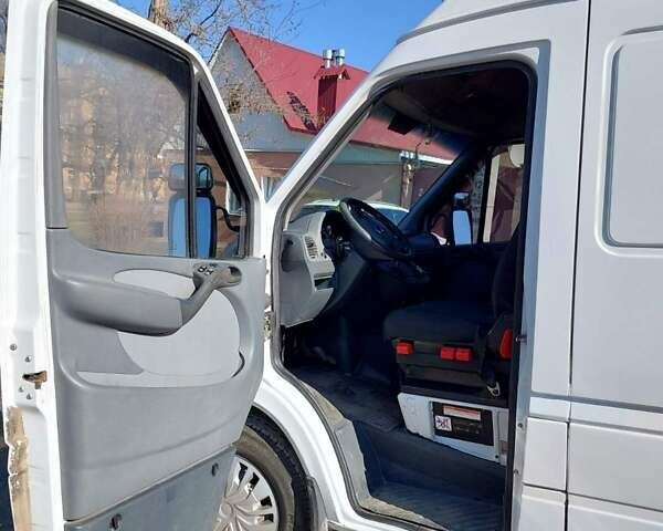 Білий Мерседес Sprinter, об'ємом двигуна 2.7 л та пробігом 494 тис. км за 9900 $, фото 11 на Automoto.ua