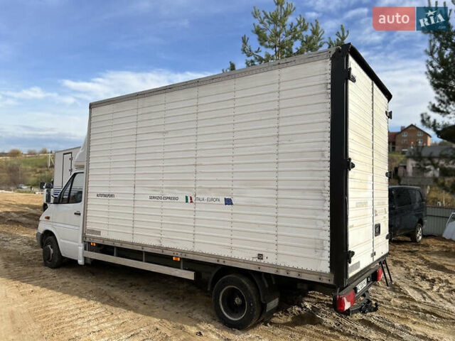 Белый Мерседес Sprinter, объемом двигателя 2.69 л и пробегом 390 тыс. км за 16600 $, фото 6 на Automoto.ua