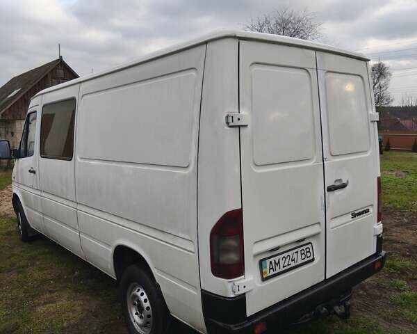 Білий Мерседес Sprinter, об'ємом двигуна 2.2 л та пробігом 500 тис. км за 6650 $, фото 3 на Automoto.ua