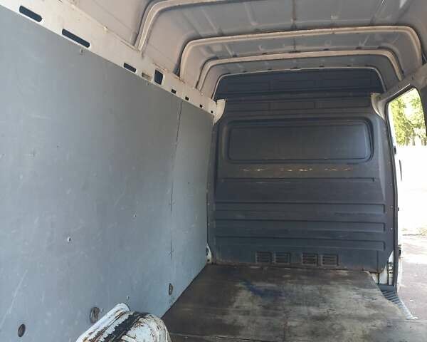 Білий Мерседес Sprinter, об'ємом двигуна 27 л та пробігом 695 тис. км за 8550 $, фото 28 на Automoto.ua