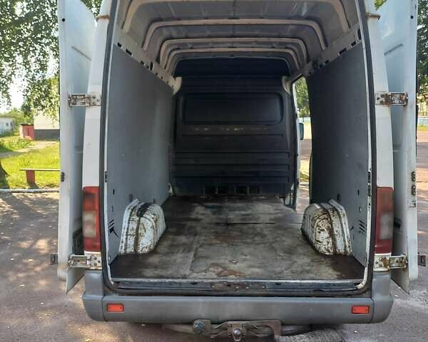 Білий Мерседес Sprinter, об'ємом двигуна 27 л та пробігом 695 тис. км за 8550 $, фото 29 на Automoto.ua
