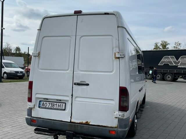 Белый Мерседес Sprinter, объемом двигателя 2.69 л и пробегом 8 тыс. км за 9500 $, фото 9 на Automoto.ua