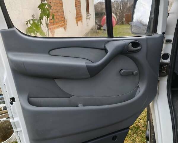 Білий Мерседес Sprinter, об'ємом двигуна 2.2 л та пробігом 500 тис. км за 6650 $, фото 9 на Automoto.ua