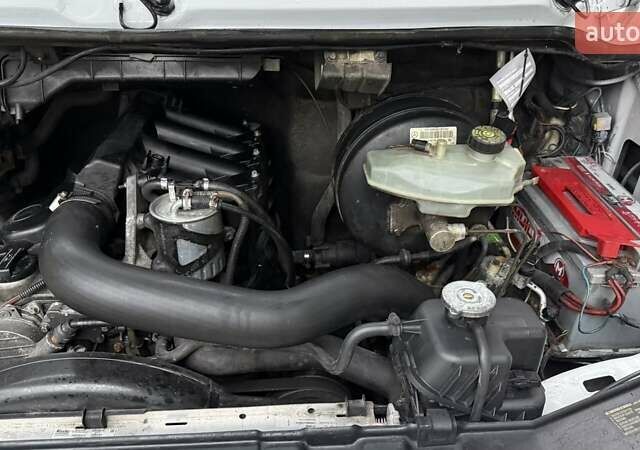 Белый Мерседес Sprinter, объемом двигателя 2.1 л и пробегом 833 тыс. км за 13900 $, фото 22 на Automoto.ua