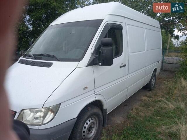 Білий Мерседес Sprinter, об'ємом двигуна 2.7 л та пробігом 400 тис. км за 10000 $, фото 1 на Automoto.ua