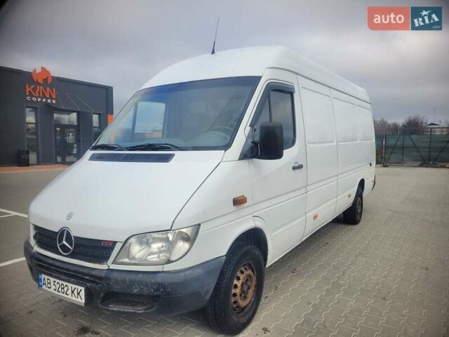 Білий Мерседес Sprinter, об'ємом двигуна 2.1 л та пробігом 669 тис. км за 8700 $, фото 1 на Automoto.ua