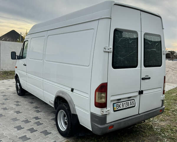 Білий Мерседес Sprinter, об'ємом двигуна 2.69 л та пробігом 427 тис. км за 15100 $, фото 6 на Automoto.ua