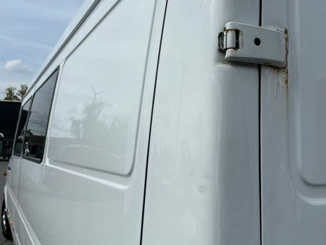 Белый Мерседес Sprinter, объемом двигателя 2.69 л и пробегом 8 тыс. км за 9500 $, фото 7 на Automoto.ua