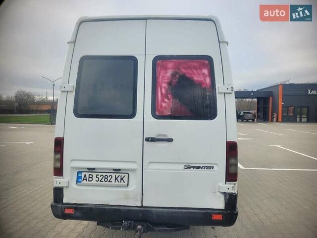 Білий Мерседес Sprinter, об'ємом двигуна 2.1 л та пробігом 669 тис. км за 8700 $, фото 6 на Automoto.ua