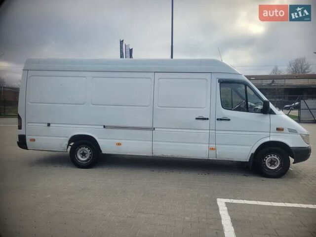 Білий Мерседес Sprinter, об'ємом двигуна 2.1 л та пробігом 669 тис. км за 8700 $, фото 2 на Automoto.ua