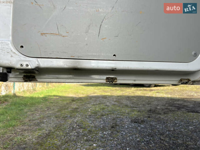 Белый Мерседес Sprinter, объемом двигателя 0 л и пробегом 73 тыс. км за 24900 $, фото 10 на Automoto.ua