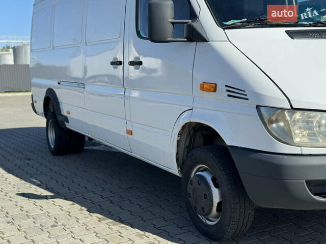 Білий Мерседес Sprinter, об'ємом двигуна 2.7 л та пробігом 450 тис. км за 17000 $, фото 2 на Automoto.ua
