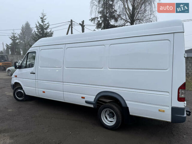 Білий Мерседес Sprinter, об'ємом двигуна 2.2 л та пробігом 197 тис. км за 15700 $, фото 1 на Automoto.ua