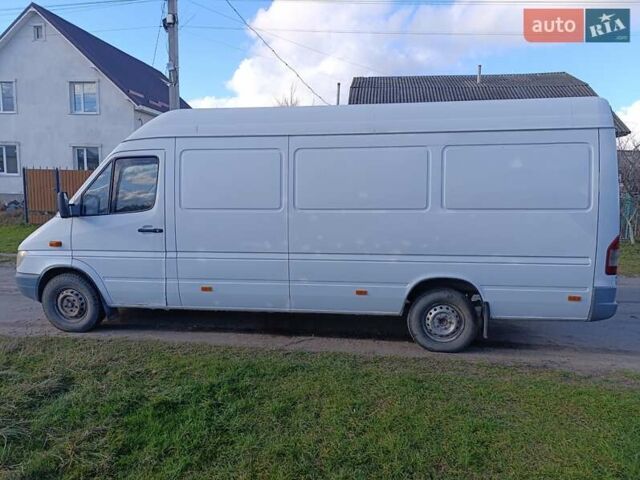 Білий Мерседес Sprinter, об'ємом двигуна 2.2 л та пробігом 660 тис. км за 5000 $, фото 4 на Automoto.ua
