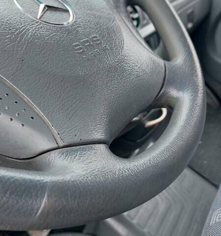 Белый Мерседес Sprinter, объемом двигателя 2.7 л и пробегом 538 тыс. км за 16999 $, фото 79 на Automoto.ua