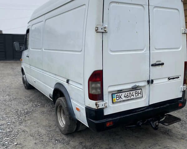Білий Мерседес Sprinter, об'ємом двигуна 2.15 л та пробігом 350 тис. км за 8000 $, фото 7 на Automoto.ua