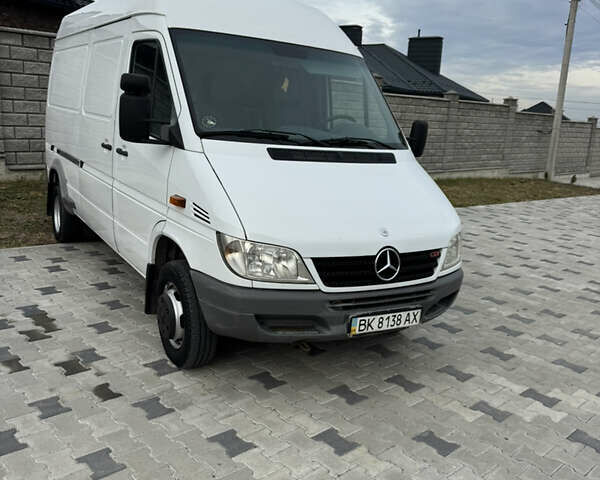 Білий Мерседес Sprinter, об'ємом двигуна 2.69 л та пробігом 427 тис. км за 15100 $, фото 19 на Automoto.ua