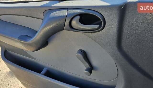 Білий Мерседес Sprinter, об'ємом двигуна 2.2 л та пробігом 360 тис. км за 9800 $, фото 10 на Automoto.ua