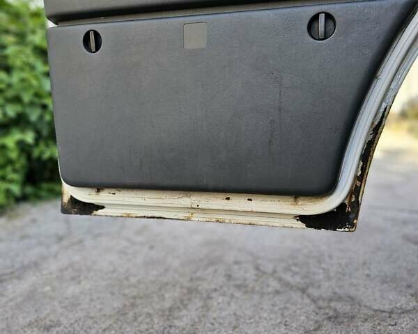 Білий Мерседес Sprinter, об'ємом двигуна 2.1 л та пробігом 350 тис. км за 6000 $, фото 25 на Automoto.ua