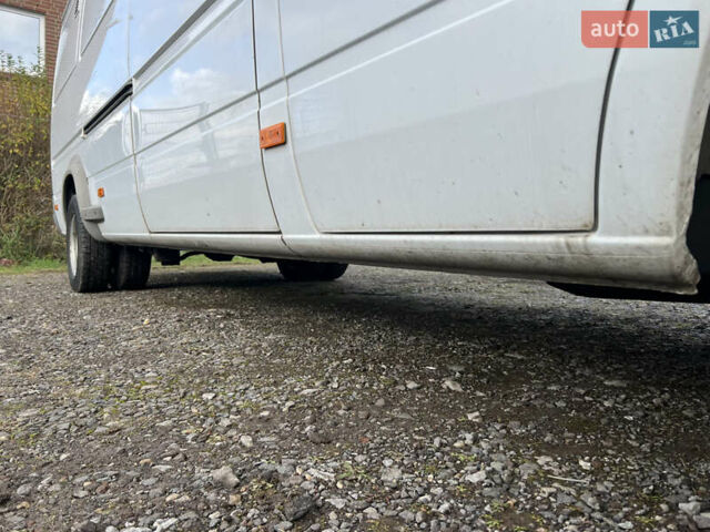 Белый Мерседес Sprinter, объемом двигателя 0 л и пробегом 73 тыс. км за 24900 $, фото 31 на Automoto.ua
