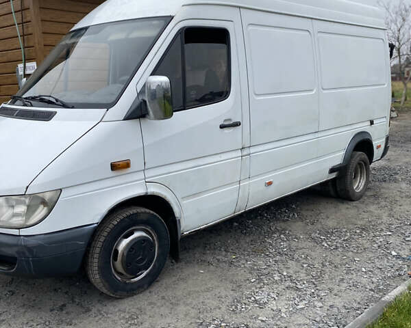 Білий Мерседес Sprinter, об'ємом двигуна 2.15 л та пробігом 350 тис. км за 8000 $, фото 2 на Automoto.ua