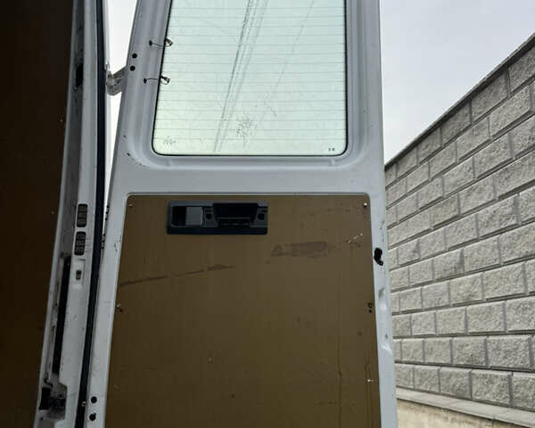 Білий Мерседес Sprinter, об'ємом двигуна 2.69 л та пробігом 427 тис. км за 15100 $, фото 13 на Automoto.ua