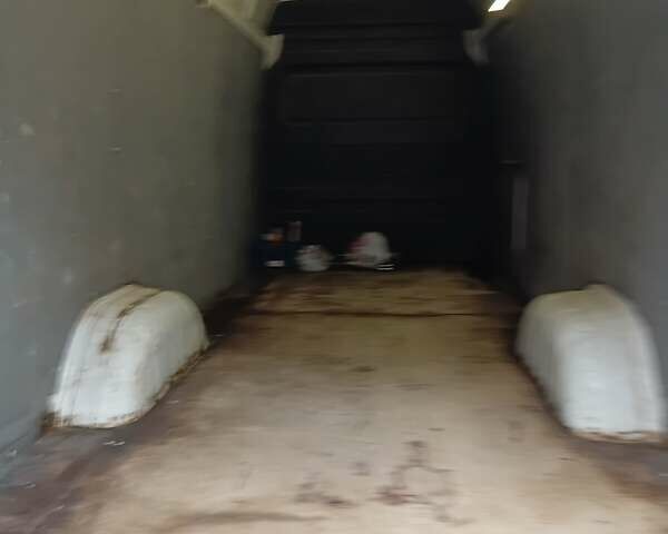 Белый Мерседес Sprinter, объемом двигателя 2.15 л и пробегом 350 тыс. км за 8500 $, фото 13 на Automoto.ua