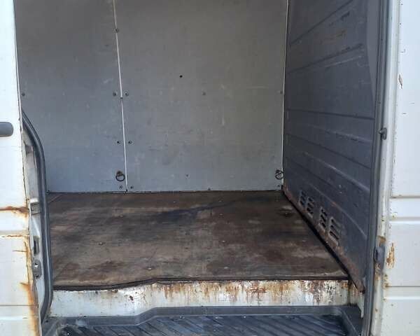 Білий Мерседес Sprinter, об'ємом двигуна 27 л та пробігом 695 тис. км за 8550 $, фото 33 на Automoto.ua